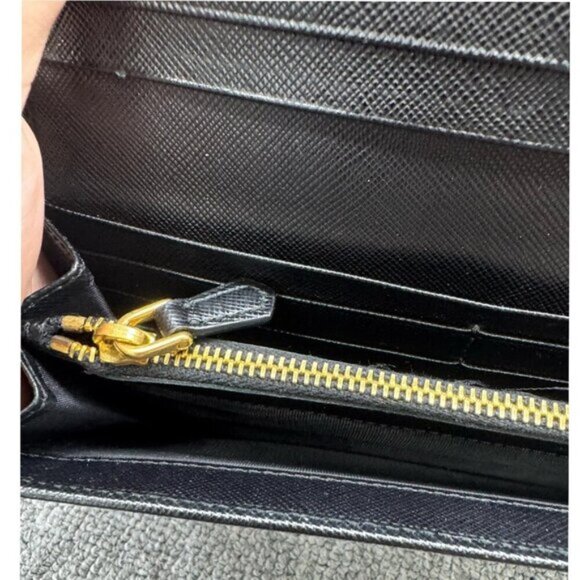 PRADA Black Saffiano Leather Long Wallet 175-013025 - Picture 5 of 8